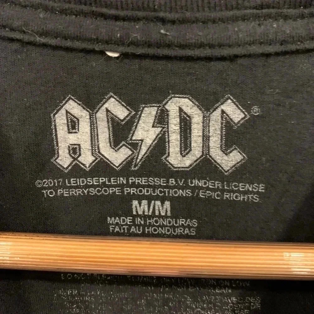 ACDC High Voltage 75’ Tour Band T-Shirt - Picture 4 of 7